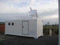 Telemetry shelter with up&down mobile antenna